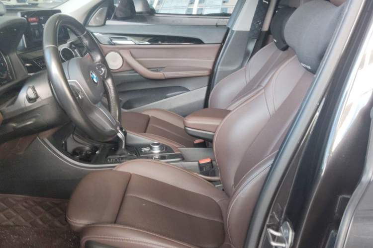 Used BMW X1 2021 Restyled sDrive25Li Leading Edition Left Front Seat