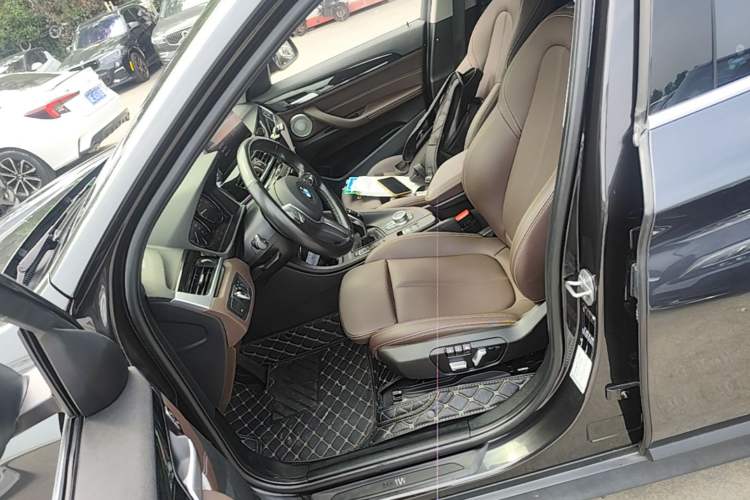 Used BMW X1 2021 sDrive25Li Leading Model Left Front Seat