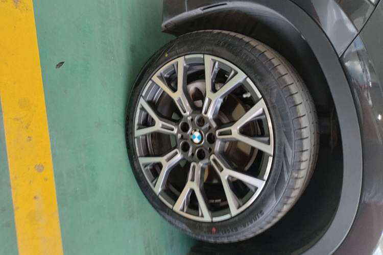 Used BMW X1 2021 xDrive25Li Luxury Model Left Front Wheel Hub