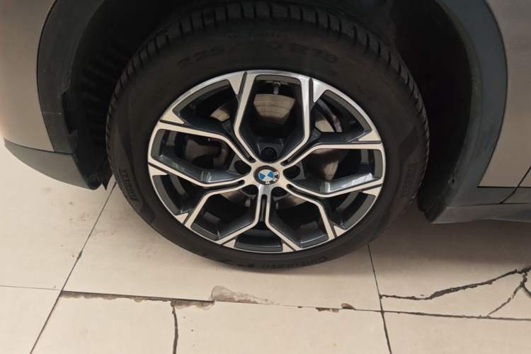Used BMW X1 2021 Restyled sDrive25Li Leading Edition Left Front Wheel Hub