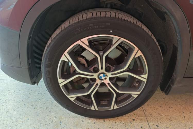 Used BMW X1 2021 sDrive25Li Leading Model Left Front Wheel Hub