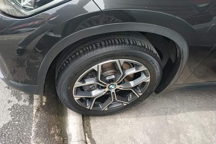 Used BMW X1 2021 Restyled sDrive25Li Leading Edition Left Front Wheel Hub