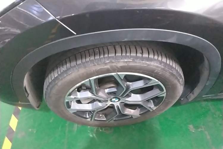 Used BMW X1 2021 sDrive25Li Leading Model Left Front Wheel Hub