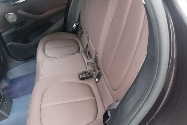 Used BMW X1 2021 sDrive20Li Fashion Model Left Rear Seat