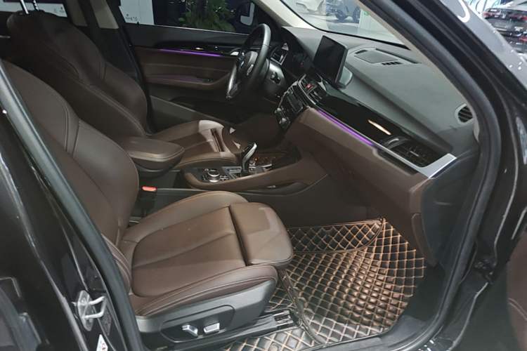 Used BMW X1 2021 Restyled sDrive25Li Leading Edition Right Front Seat