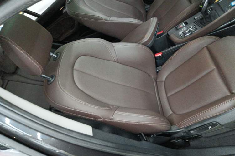 Used BMW X1 2021 sDrive20Li Fashion Model Right Front Seat