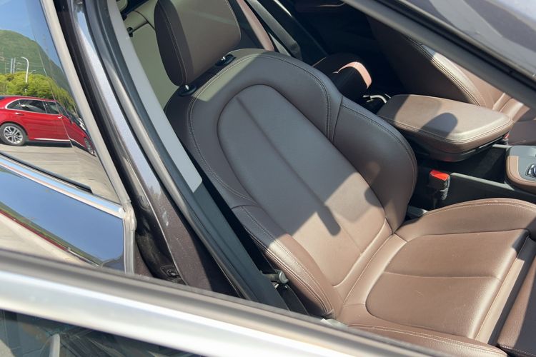 Used BMW X1 2021 Restyled sDrive25Li Leading Edition Right Front Seat