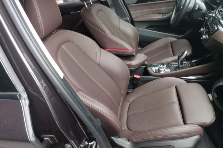 Used BMW X1 2021 Restyled sDrive25Li Leading Edition Right Front Seat