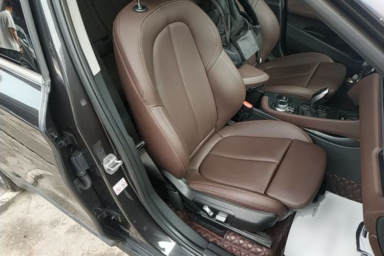 Used BMW X1 2021 Restyled sDrive25Li Leading Edition Right Front Seat