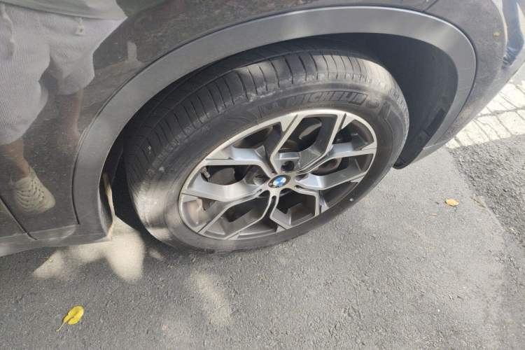 Used BMW X1 2021 sDrive25Li Leading Model Right Front Wheel Hub