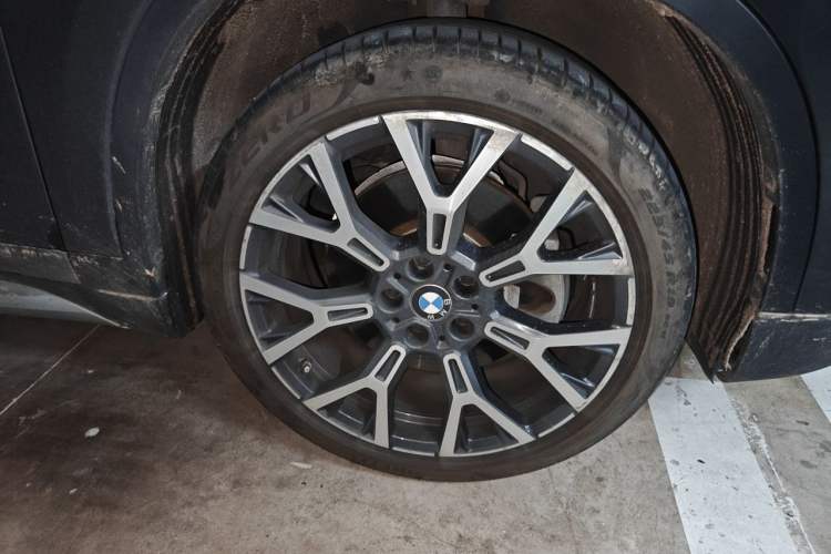 Used BMW X1 2021 xDrive25Li Luxury Model Right Front Wheel Hub