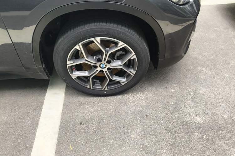 Used BMW X1 2021 sDrive25Li Leading Model Right Front Wheel Hub