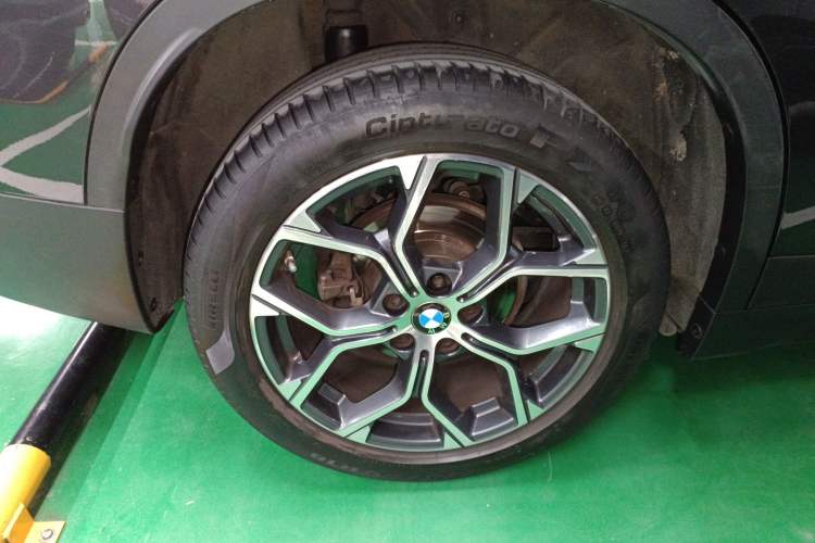 Used BMW X1 2021 sDrive25Li Leading Model Right Rear Wheel Hub