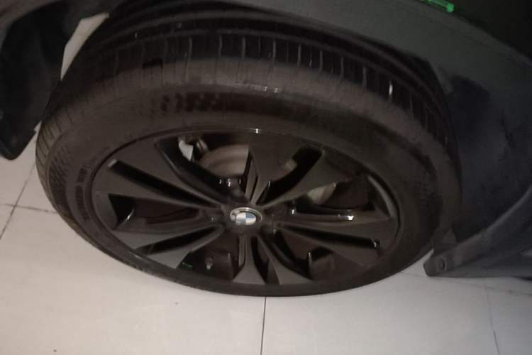 Used BMW X1 2021 sDrive20Li Fashion Model Right Rear Wheel Hub