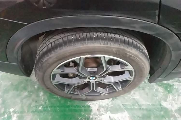 Used BMW X1 2021 sDrive25Li Leading Model Right Rear Wheel Hub