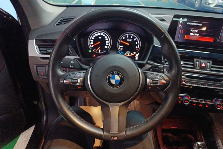 Used BMW X1 2021 sDrive25Li Leading Model Steering Wheel