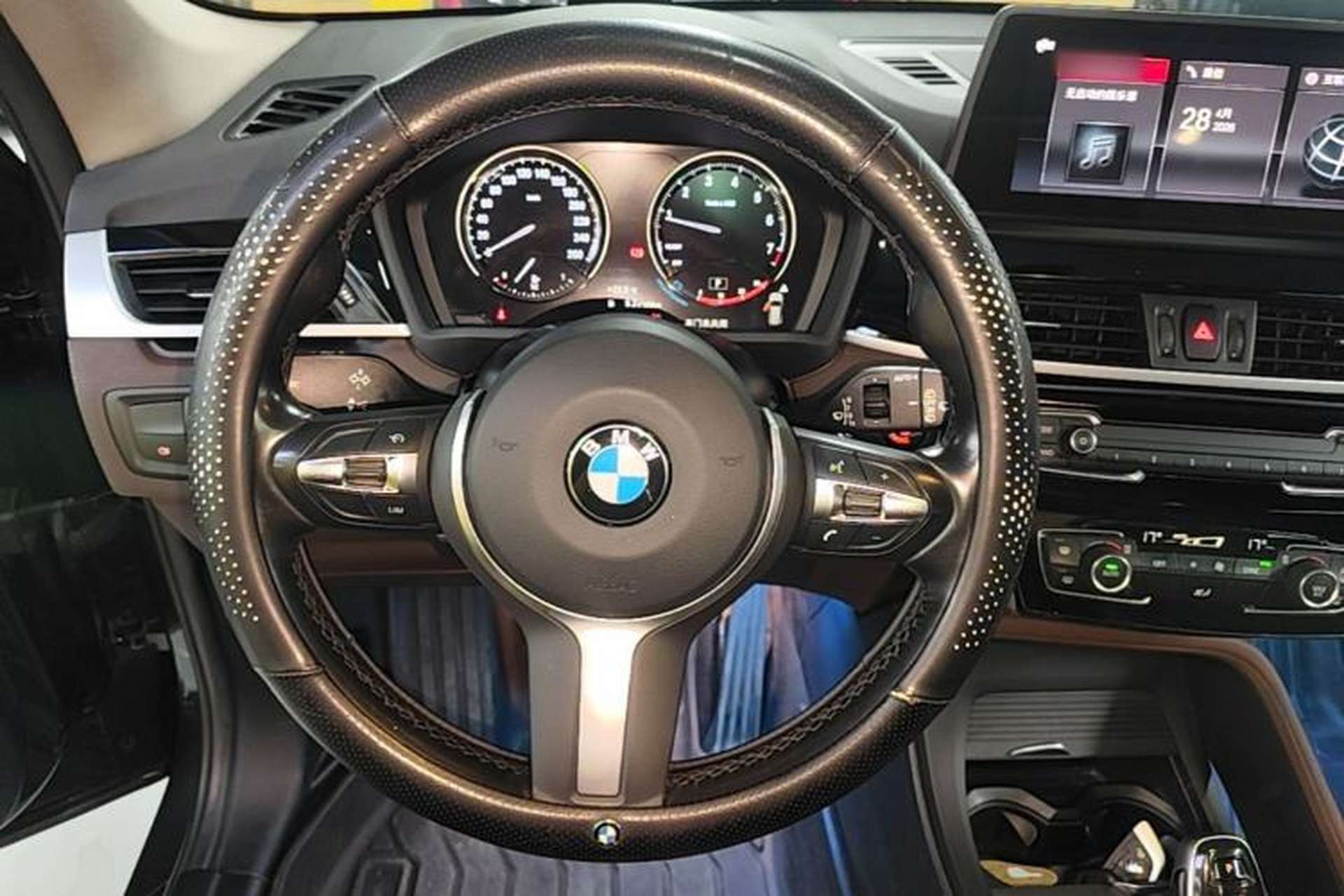 Used BMW X1 2021 sDrive25Li Leading Model Steering Wheel