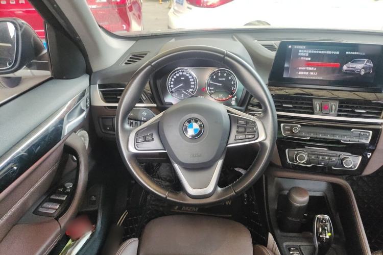 Used BMW X1 2021 sDrive20Li Fashion Model Steering Wheel