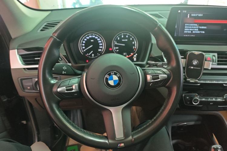 Used BMW X1 2021 sDrive25Li Leading Model Steering Wheel