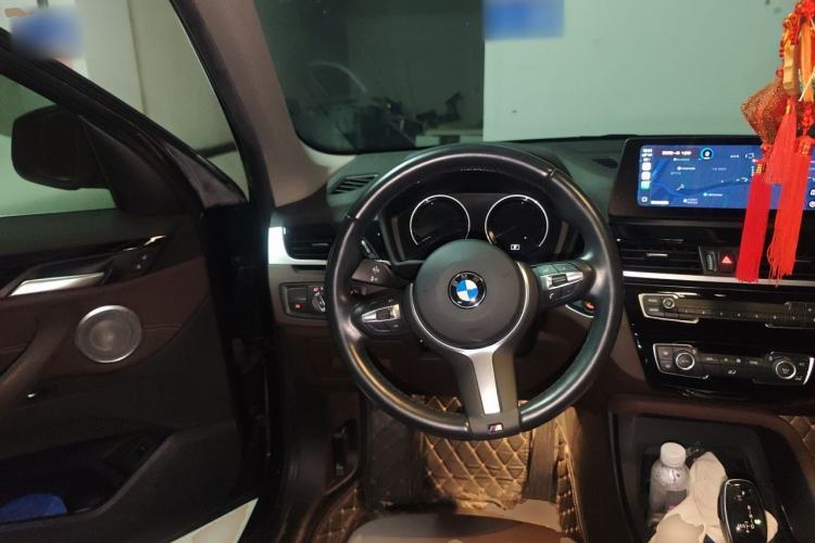 Used BMW X1 2021 sDrive25Li Leading Model Steering Wheel