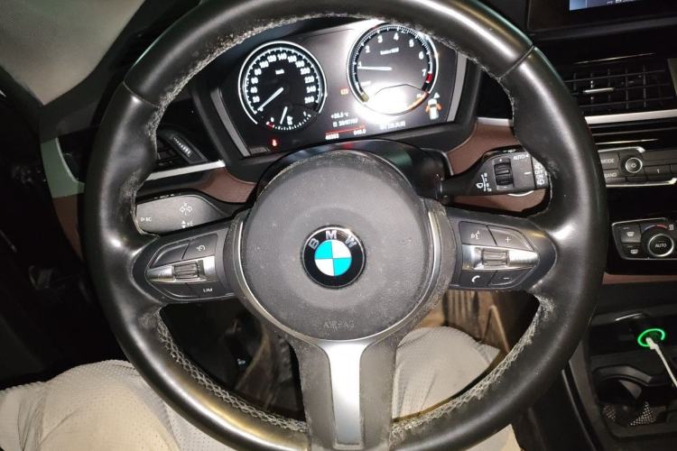 Used BMW X1 2021 sDrive25Li Leading Model Steering Wheel