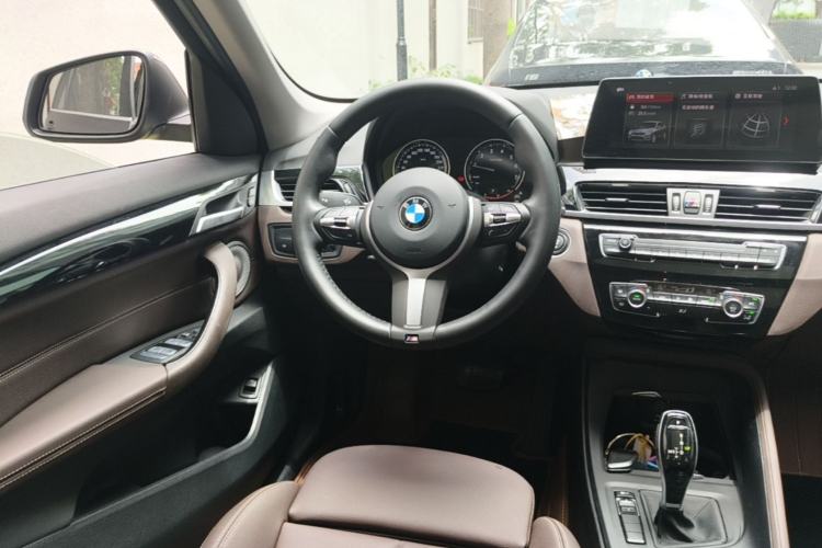Used BMW X1 2021 sDrive25Li Leading Model Steering Wheel