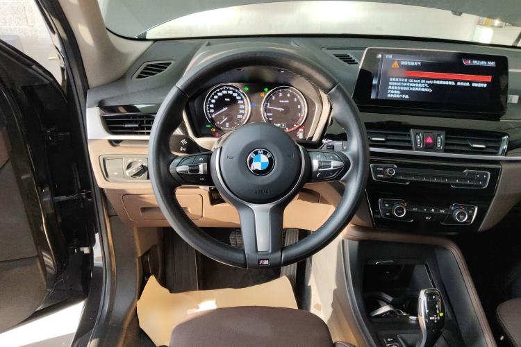 Used BMW X1 2021 Restyled sDrive25Li Leading Edition Steering Wheel