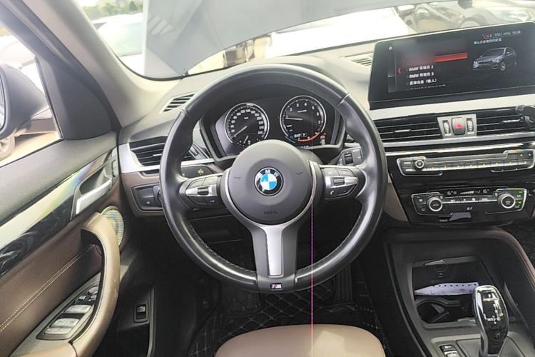 Used BMW X1 2021 sDrive25Li Leading Model Steering Wheel