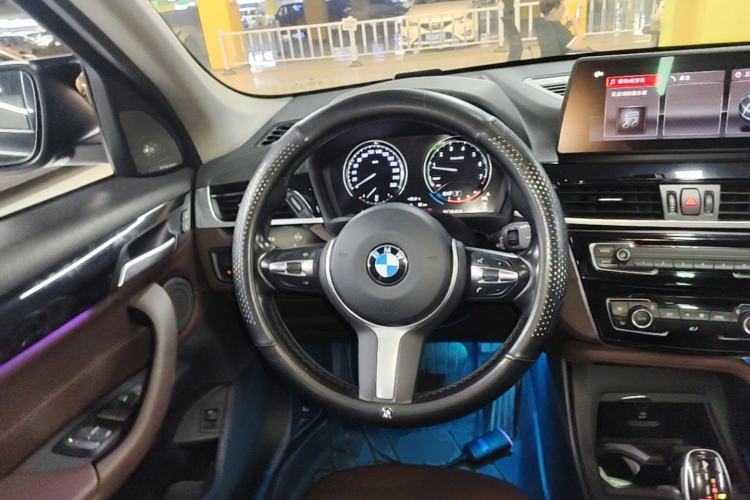 Used BMW X1 2021 sDrive25Li Leading Model Steering Wheel
