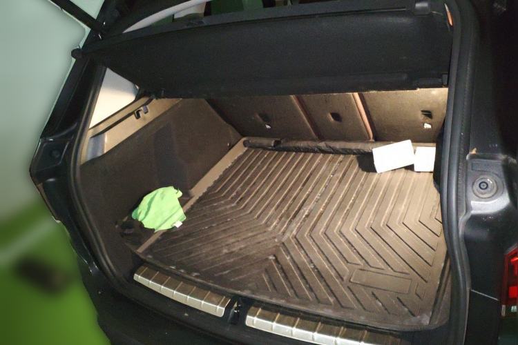 Used BMW X1 2021 sDrive25Li Leading Model Trunk