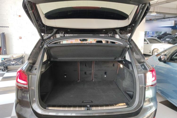 Used BMW X1 2021 Restyled sDrive25Li Leading Edition Trunk