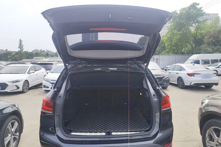 Used BMW X1 2021 sDrive25Li Leading Model Trunk