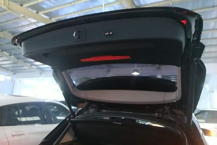 Used BMW X1 2021 sDrive25Li Leading Model Trunk