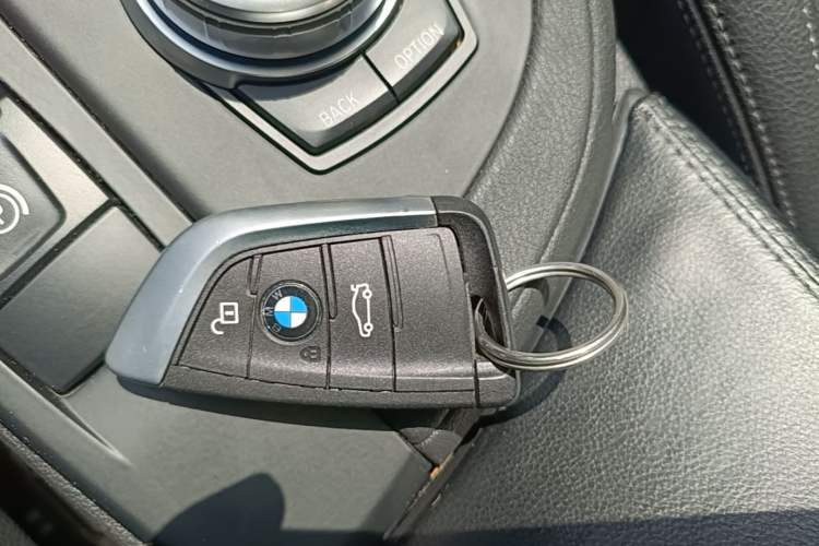 Used BMW X1 2021 sDrive25Li Leading Model Vehicle Key