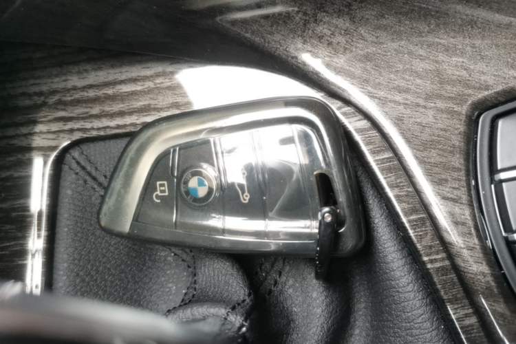 Used BMW X1 2021 Restyled sDrive25Li Leading Edition Vehicle Key