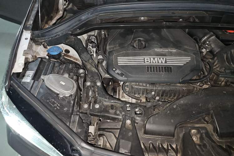 Used BMW X1 2021 sDrive20Li Premium Edition Engine Bay Right