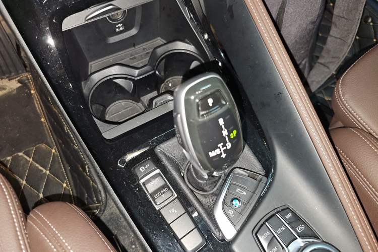 Used BMW X1 2021 sDrive20Li Premium Edition Gear Lever