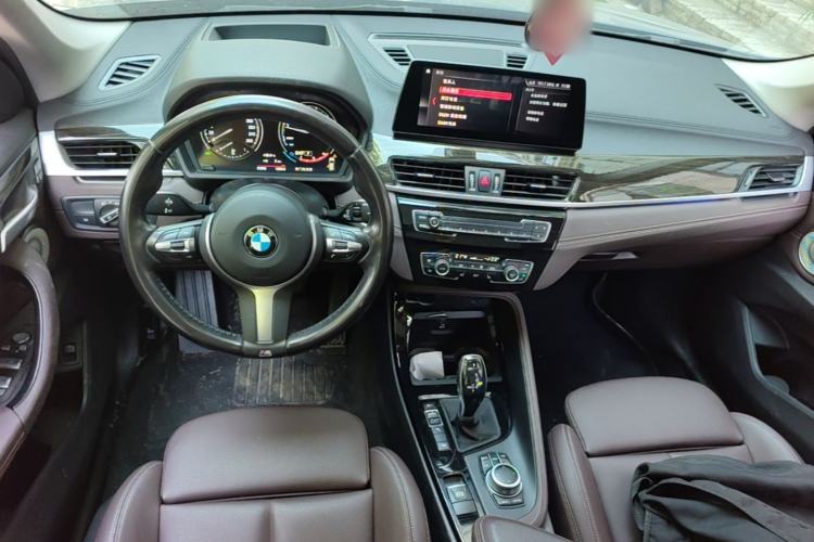 Used BMW X1 2021 xDrive25Li Luxury Model Center Console