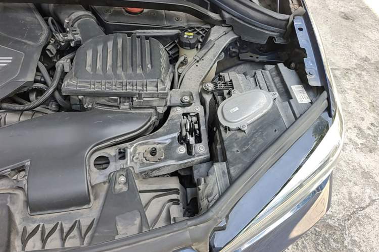 Used BMW X1 2021 xDrive25Li Luxury Model Engine Bay Left