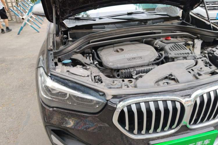 Used BMW X1 2021 Restyled sDrive20Li Fashion Version Engine Bay Right