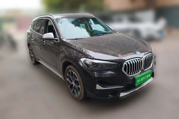 Used BMW X1 2021 Restyled sDrive20Li Fashion Version Front Right 45 Deg