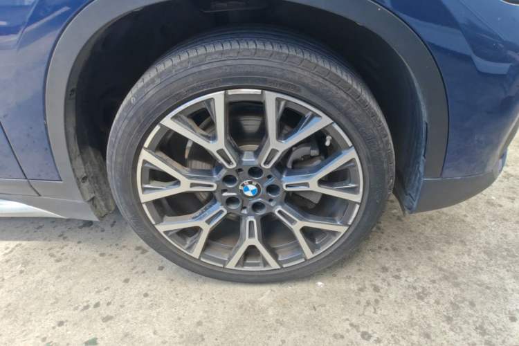 Used BMW X1 2021 xDrive25Li Luxury Model Right Front Wheel Hub