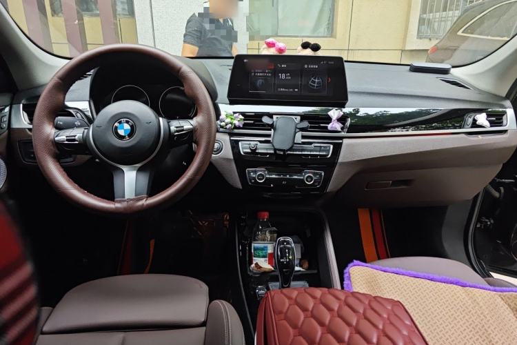 Used BMW X1 2021 sDrive20Li Premium Edition Center Console