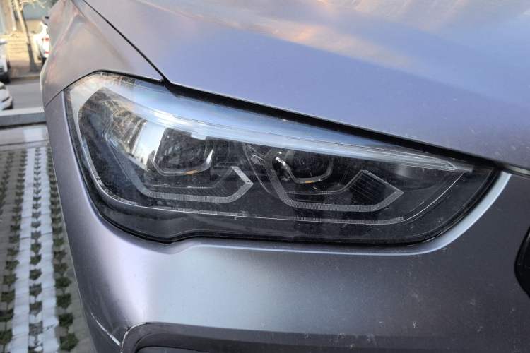 Used BMW X1 2021 sDrive20Li Fashion Model Right Front Headlight