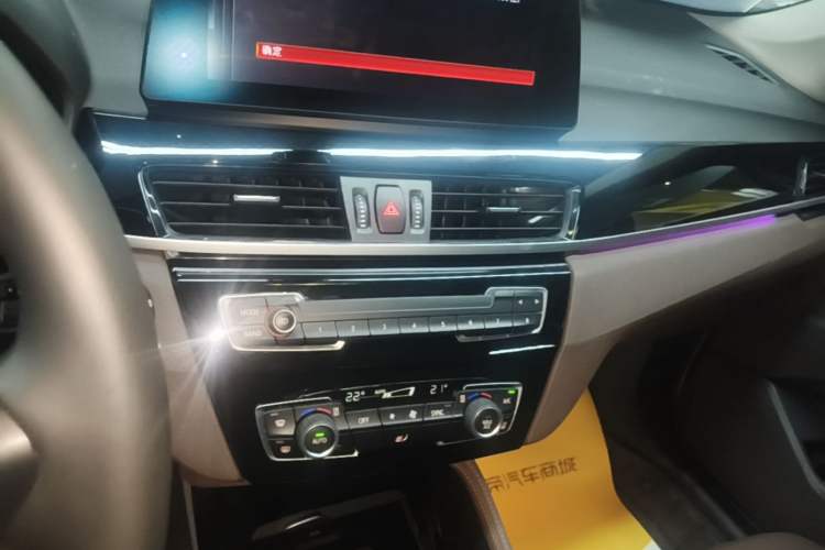 Used BMW X1 2021 sDrive20Li Premium Edition Audio And AC Panel