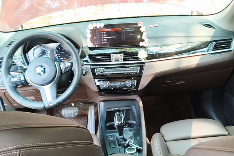 Used BMW X1 2021 Restyled sDrive25Li Leading Edition Center Console
