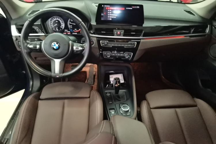 Used BMW X1 2021 sDrive25Li Leading Model Center Console