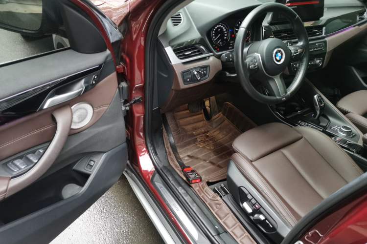 Used BMW X1 2021 sDrive20Li Premium Edition Driver Seat