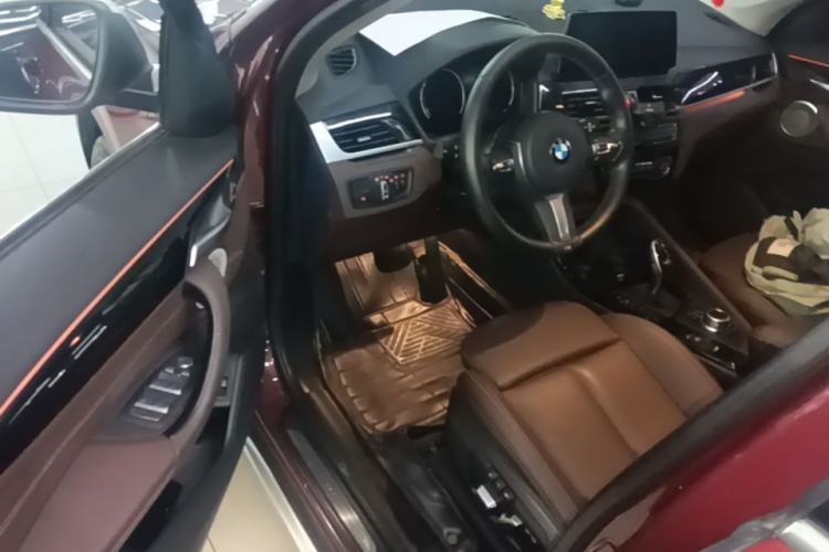 Used BMW X1 2021 sDrive20Li Premium Edition Driver Seat
