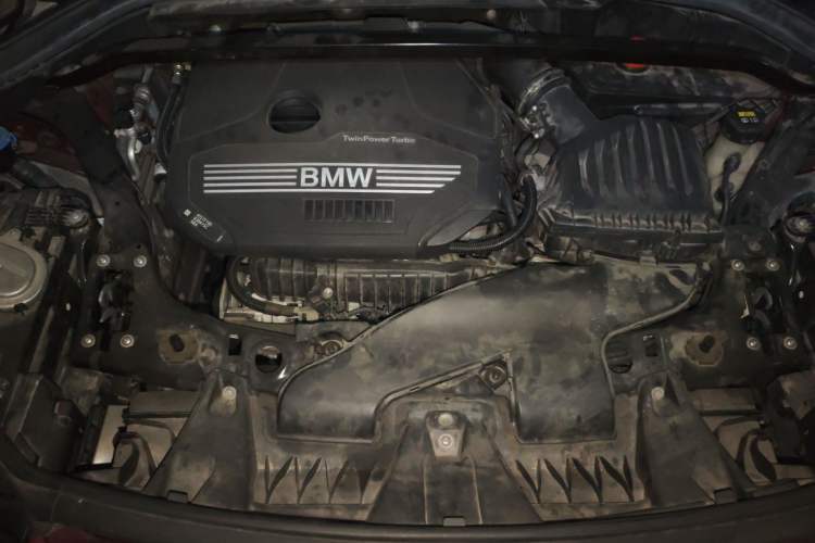 Used BMW X1 2021 sDrive20Li Fashion Model Engine Bay